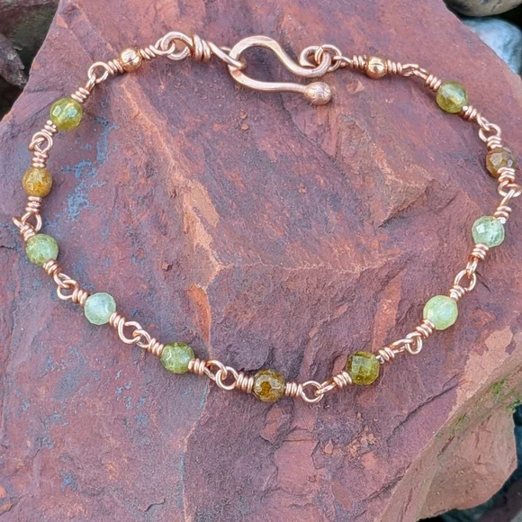 Dainty Copper Bracelet Natural Green Garnet Gems Artisan Crafted Feminine Style - Picture 4 of 15